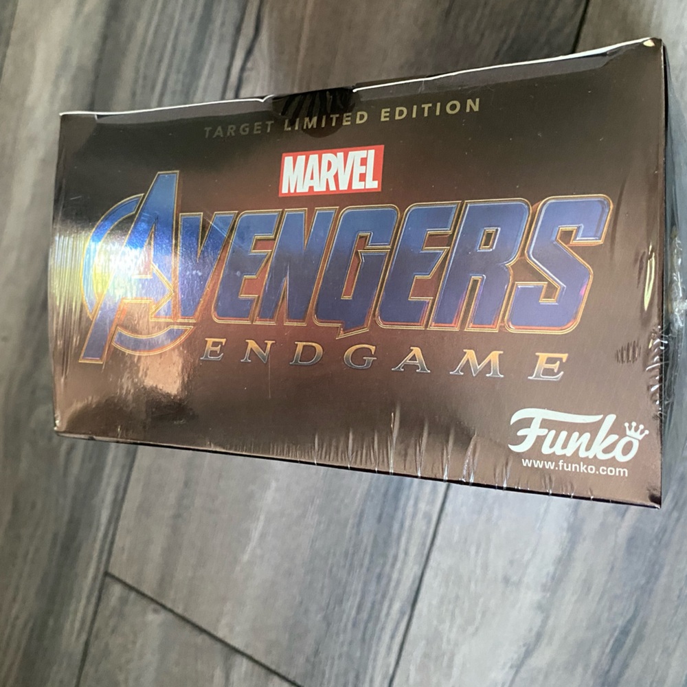 NEW Funko Pop! Avengers Endgame Iron Man Pop and T-Shirt Bundle Target Exclusive - Picture 6 of 9